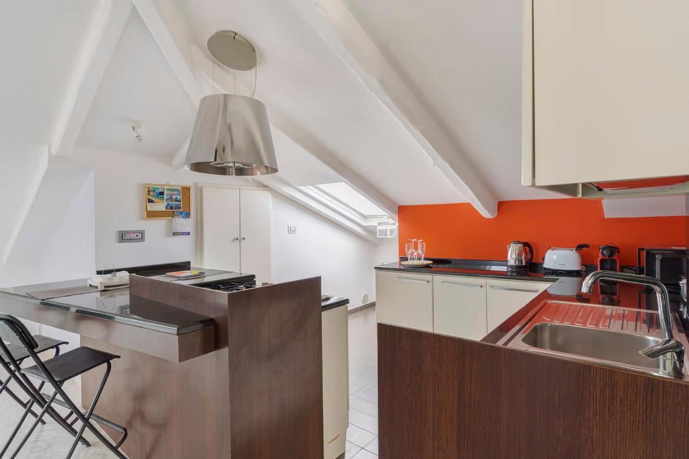 B&B Sissysweethome Salernes Extérieur photo
